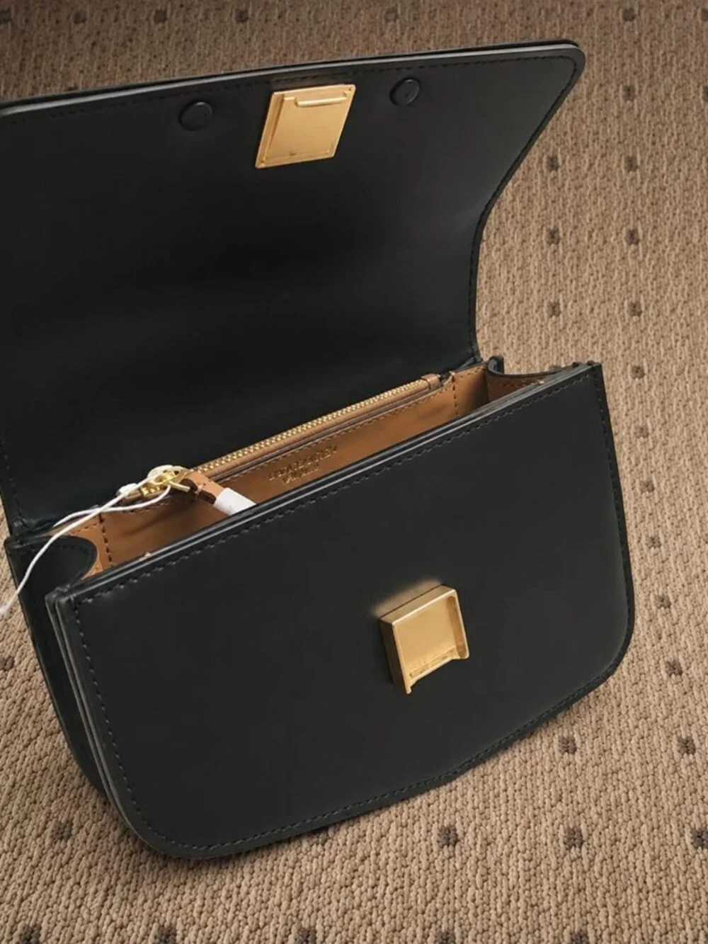 Boutique Quality Tory Burch Eleanor Small Shoulder Bag - NWT